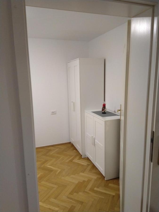 Apartament Zielona Wierzba Blisko Sky Tower Apartment Wroclaw Luaran gambar